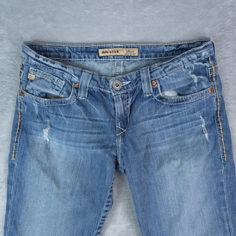 Big Star Bermuda Shorts Women 30 (32x15.5) Distressed Sweet Ultra Low Rise Y2K